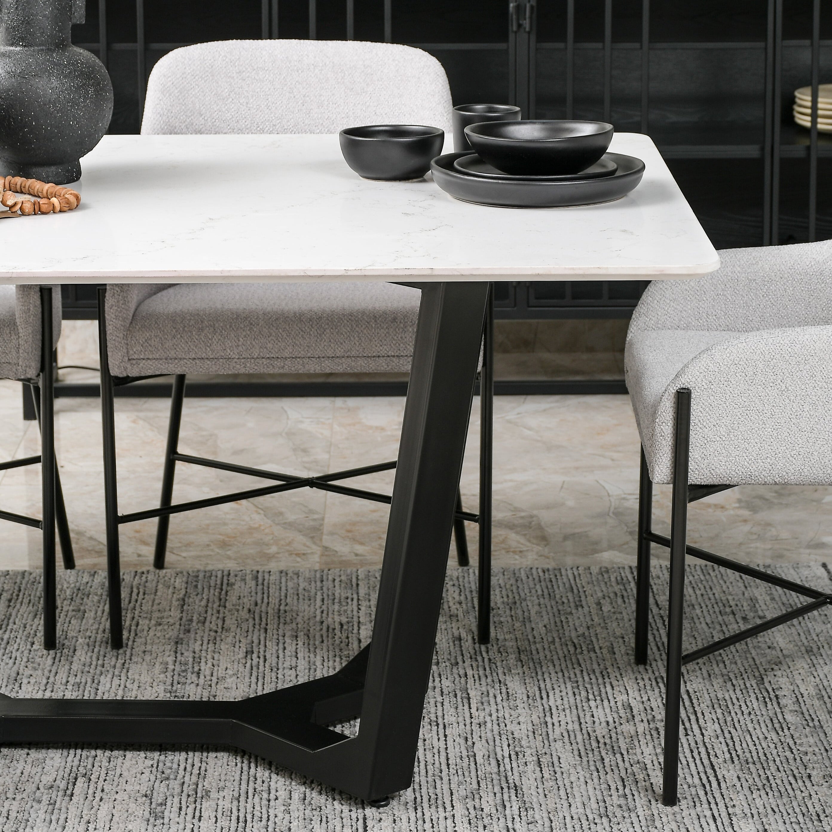 Pedestal Smithy p/6 con Cubierta Mármol